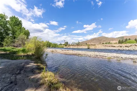 View/Area - 3 Kingfisher Rd, Twisp, WA 98856 photo 3 of 4