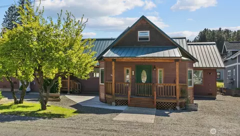 706 S A St, Roslyn, WA 98941