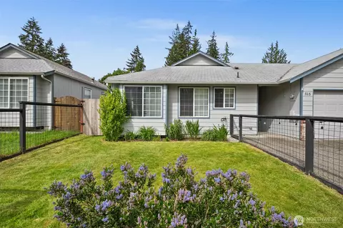 515 Forest Park St, Port Orchard, WA 98366