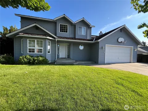 1516 4th St, Wenatchee, WA 98801
