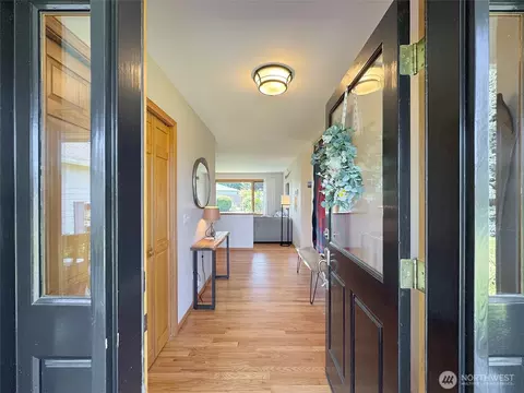 Entry Way - 22 E Bedinger Rd, Sequim, WA 98382 photo 1 of 2