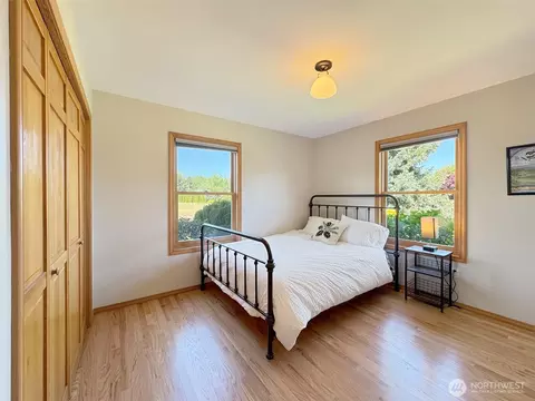 Bedroom - 22 E Bedinger Rd, Sequim, WA 98382 photo 3 of 4