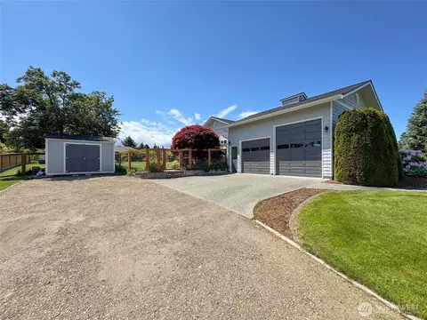 Exterior - 22 E Bedinger Rd, Sequim, WA 98382 photo 4 of 7
