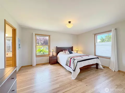Bedroom - 22 E Bedinger Rd, Sequim, WA 98382 photo 1 of 4