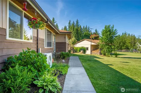 21051 188th Ave SE, Renton, WA 98058