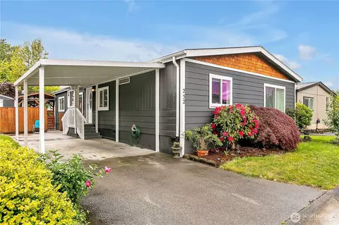 252 Grand Fir Dr #25, Enumclaw, WA 98022