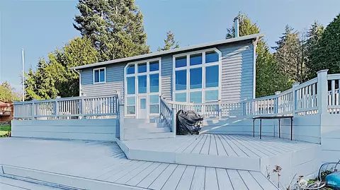 3060 NE Wheeler St, Poulsbo, WA 98370