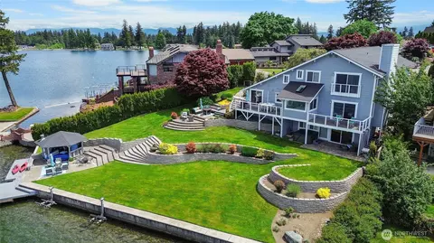 21025 26th Street Ct E, Lake Tapps, WA 98391