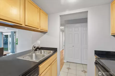 13009 E Gibson Rd #Q130, Everett, WA 98204 photo 9