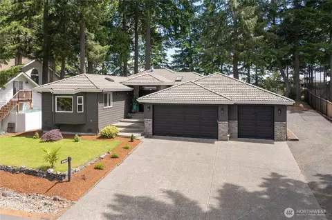 1361 E Old Ranch Rd, Allyn, WA 98524