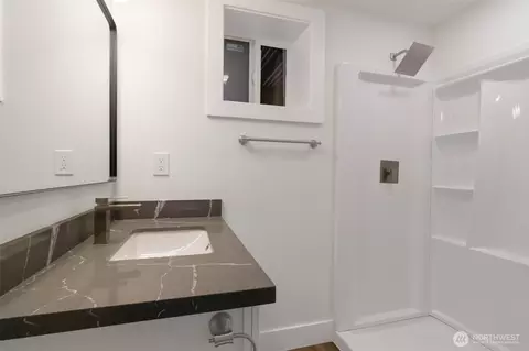 Bath - 2015 172nd Pl SE, Bothell, WA 98012 photo 1 of 5