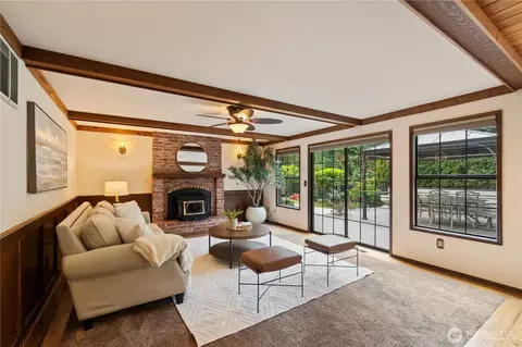 Living - 21102 31st Ave SE, Bothell, WA 98021 photo 4 of 5
