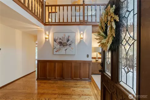 Entry Way - 21102 31st Ave SE, Bothell, WA 98021 photo 2 of 5