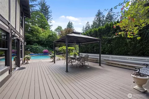 Exterior - 21102 31st Ave SE, Bothell, WA 98021 photo 2 of 6