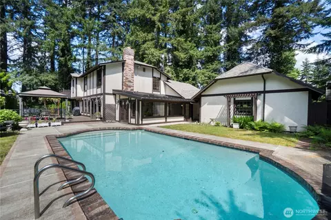 Exterior - 21102 31st Ave SE, Bothell, WA 98021 photo 5 of 6