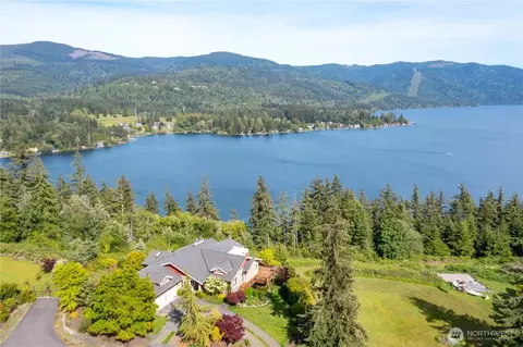 3178 Edgewood Ln, Bellingham, WA 98226
