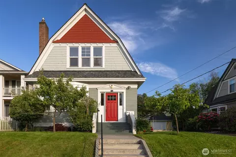 2416 Broadway, Bellingham, WA 98225