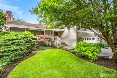 3908 NE 103rd St, Seattle, WA 98125