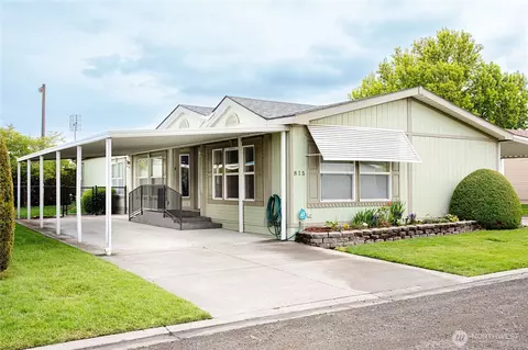 815 NE Karol Loop, College Place, WA 99324