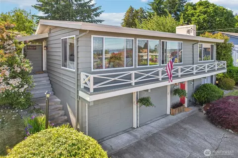 4210 N Vassault St, Tacoma, WA 98407