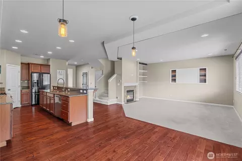 Living - 317 Phoenix Ave SW, Orting, WA 98360 photo 2 of 4