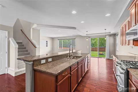 Kitchen - 317 Phoenix Ave SW, Orting, WA 98360 photo 4 of 4