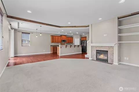 Living - 317 Phoenix Ave SW, Orting, WA 98360 photo 4 of 4