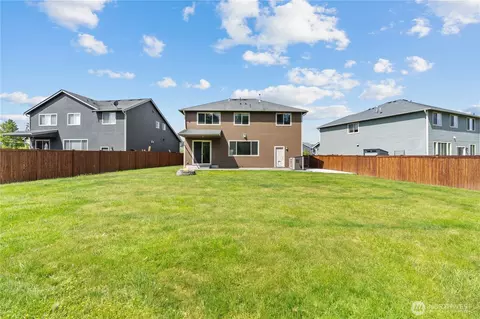 Exterior - 317 Phoenix Ave SW, Orting, WA 98360 photo 4 of 5