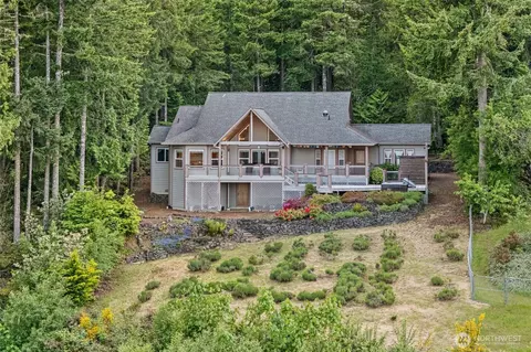 14647 NW Honeyhill Loop, Seabeck, WA 98380