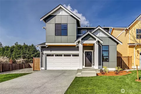 5085 NW Cedarside Loop, Silverdale, WA 98383