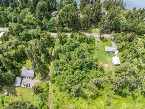 36100 NE Hood Canal Dr, Hansville, WA 98340