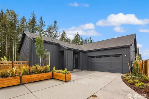 33449 Douglas Ave SE, Black Diamond, WA 98010