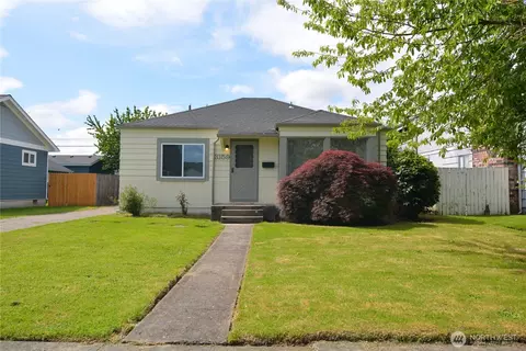 3159 Florida St, Longview, WA 98632
