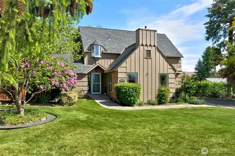 1701 W Yakima Ave, Yakima, WA 98902