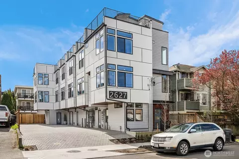 2627 NW B Nw 59th St, Seattle, WA 98107