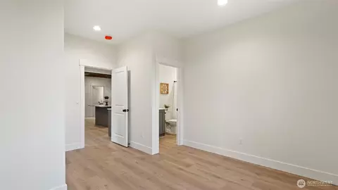 Bedroom - 215 E Oak St, Walla Walla, WA 99362 photo 1 of 5