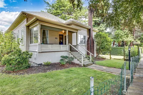 436 Lincoln St, Port Townsend, WA 98368