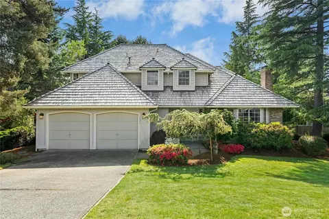 17217 SE 47th St, Bellevue, WA 98006