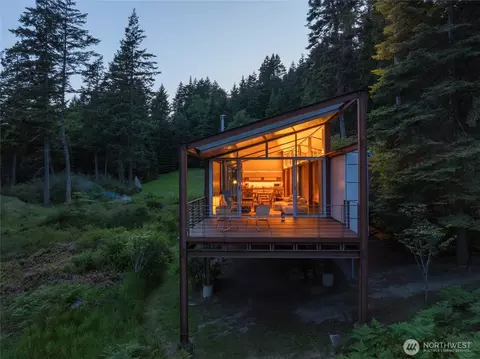 Exterior - 271 Blanc Rd, Eastsound, WA 98245 photo 6 of 7