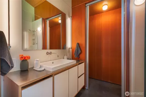 Bath - 271 Blanc Rd, Eastsound, WA 98245 photo 2 of 2