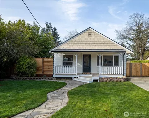 8451 S 18th St, Tacoma, WA 98465