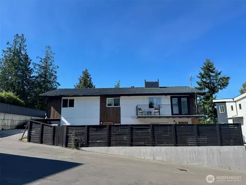12203 Des Moines Memorial Dr E #8, Burien, WA 98168