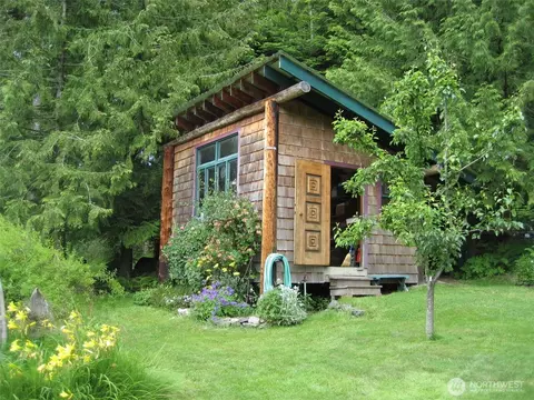 Exterior - 178 Pinneo Rd, Eastsound, WA 98245 photo 13 of 14