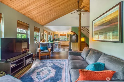 Living - 178 Pinneo Rd, Eastsound, WA 98245 photo 2 of 3