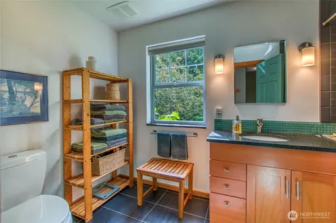 Bath - 178 Pinneo Rd, Eastsound, WA 98245 photo 1 of 2