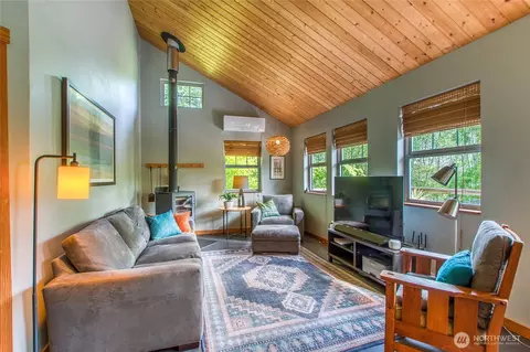 Living - 178 Pinneo Rd, Eastsound, WA 98245 photo 1 of 3