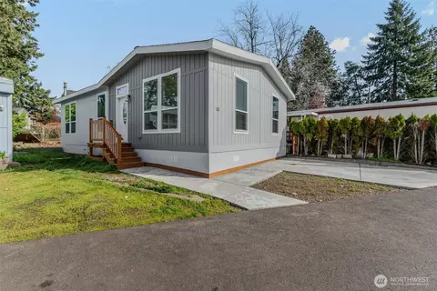 9700 SW Tualatin Rd #15, Tualatin, OR 97062