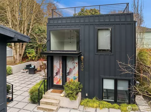 4406 Thackeray Pl NE #B, Seattle, WA 98105