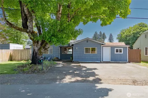 107 S Ranck Ave, Yacolt, WA 98675