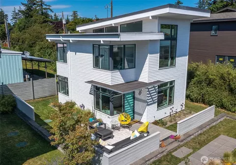 430 Prune Aly #B, Eastsound, WA 98245